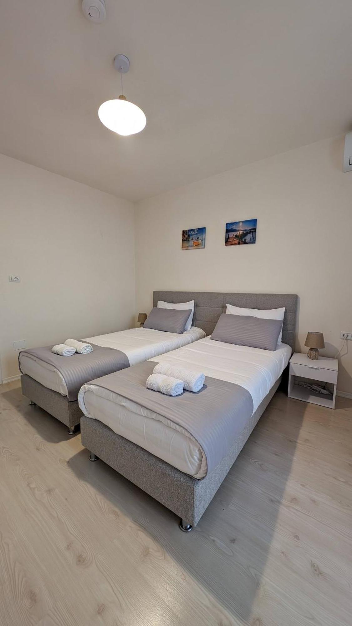 Modern Cozy Apartment 10 Min Walk To Skanderbeg Square ティラナ エクステリア 写真