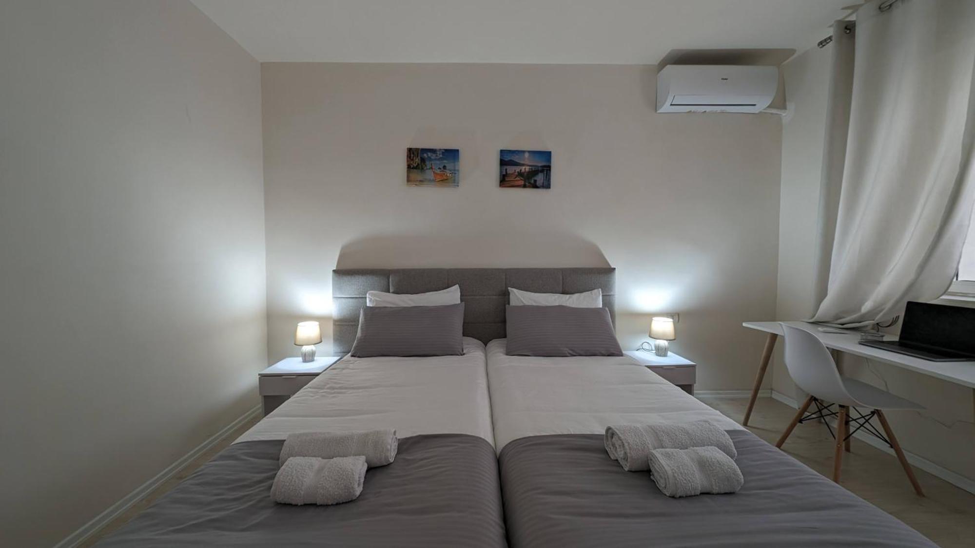 Modern Cozy Apartment 10 Min Walk To Skanderbeg Square ティラナ エクステリア 写真