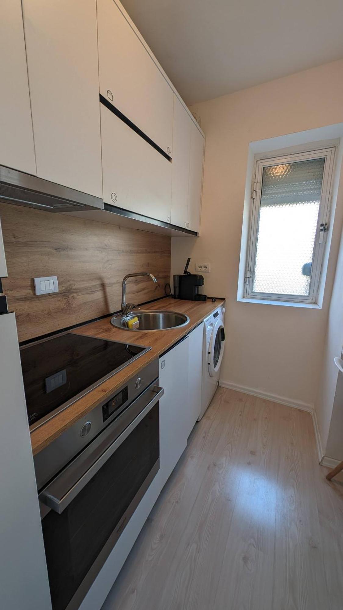 Modern Cozy Apartment 10 Min Walk To Skanderbeg Square ティラナ エクステリア 写真
